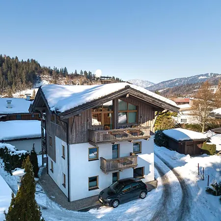 Haus Riedmann Christine * هوبفغراتن إم بريكسنتال